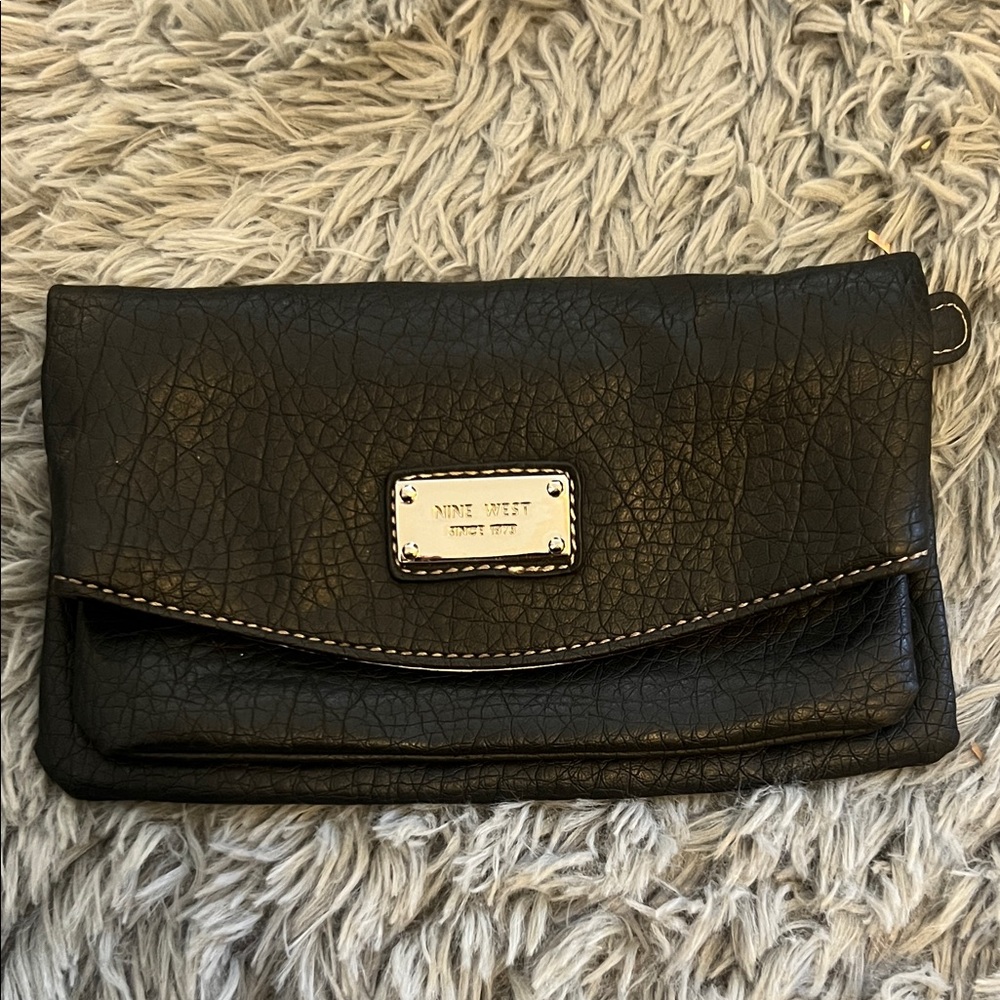 Bundle for free add on! Nine West Textured Black Wristlet